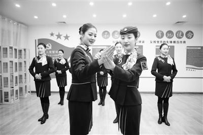 累計(jì)發(fā)送旅客6547.1萬人次 蘭州局集團(tuán)2019年度成績(jī)單來了