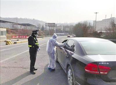 日夜堅(jiān)守，他們的“抗疫十二時(shí)辰”