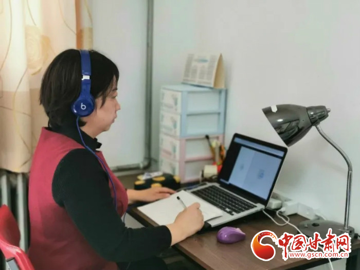 【三八特刊·“疫”線心聲】她，24小時聆聽“疫”動的心