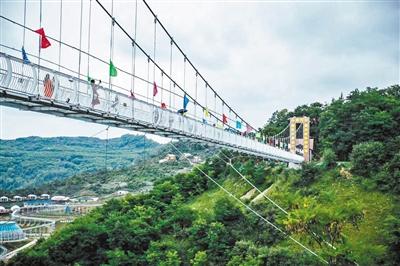 崆峒山5條美妙線路游起來(lái)！來(lái)這三座山赴暮春之約