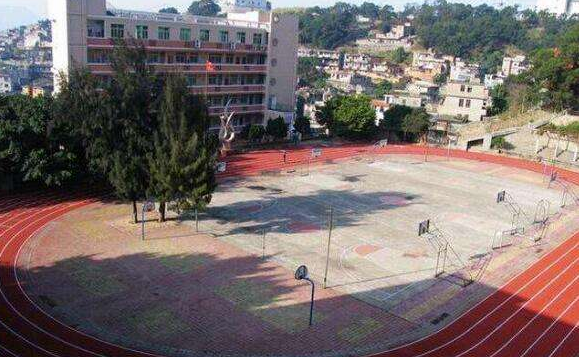 蘭州四城區(qū)初一新生7月23日去對口學(xué)校看榜