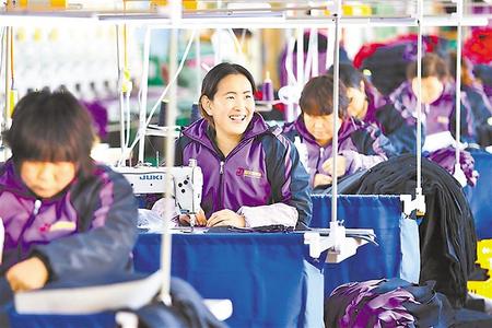 【抓“六穩(wěn)” 促“六?！薄糠€(wěn)就業(yè)有良策 保就業(yè)出實招——甘肅省全力以赴支持穩(wěn)定就業(yè)確保就業(yè)形勢總體穩(wěn)定