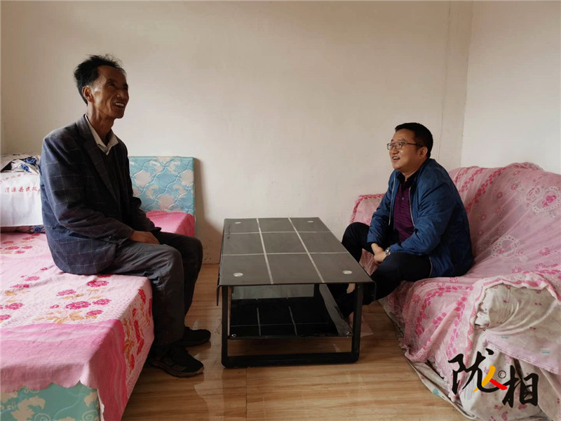 【隴人相】以扶貧為己任 把村民當親人——記元古堆村黨支部第一書記、駐村幫扶工作隊隊長陳元兵