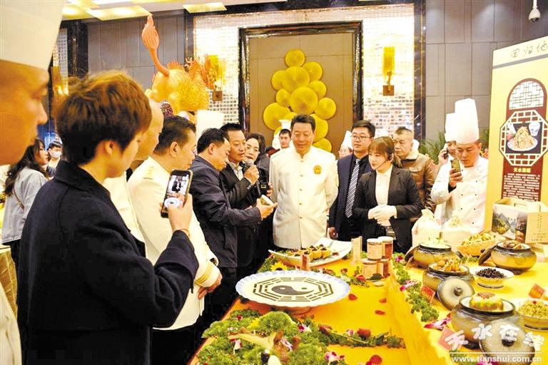 隴菜藝術盛典聚焦隴菜經(jīng)濟新成就——中國烹飪大師、甘肅省隴菜協(xié)會會長趙長安專訪