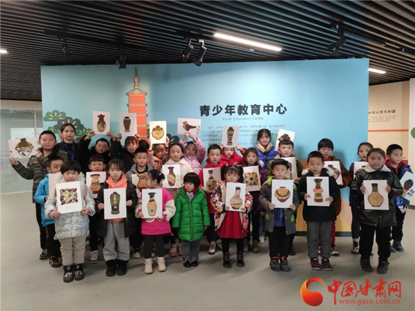 博物館里過臘八 武威這些孩子用五谷拼文物！