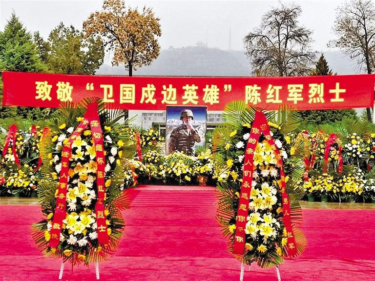 又是一年清明時(shí) 金城嗚咽祭英魂 “紅軍，我們看你來(lái)了！”