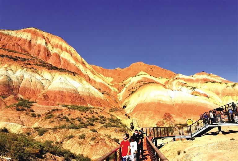 攜程《2021年國(guó)慶假期出游總結(jié)報(bào)告》出爐  西安、上海、北京、西寧、成都成甘肅省主要客源地