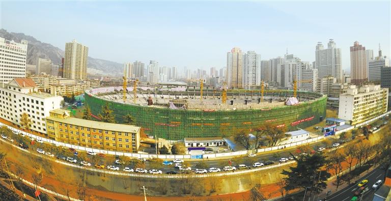 蘭州市七里河體育場主體封頂，預計明年7月交付使用