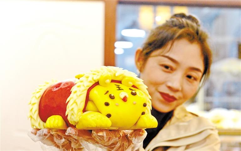 小老虎花餑餑，你舍得吃嗎？