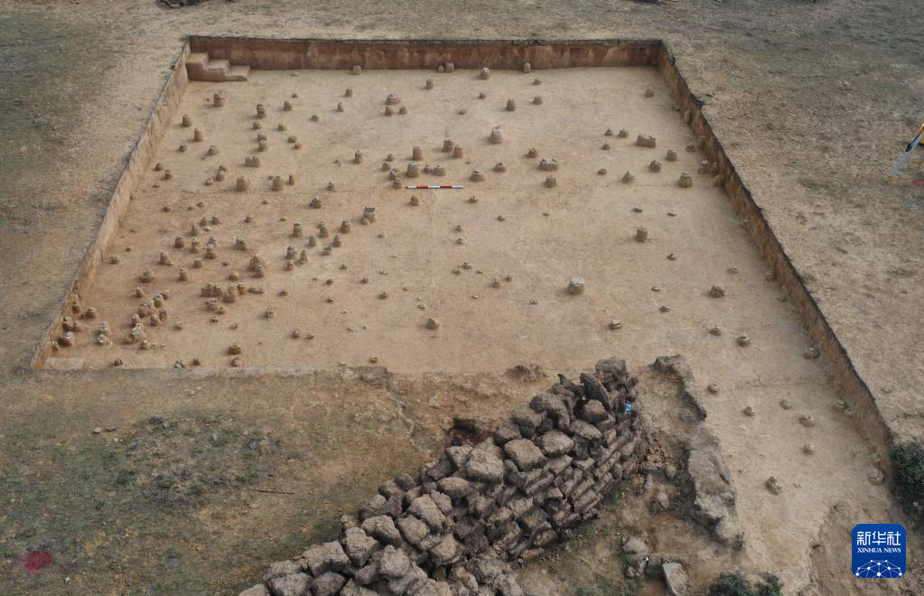 四川稻城縣皮洛舊石器時代遺址探方發(fā)掘情況（資料圖）。