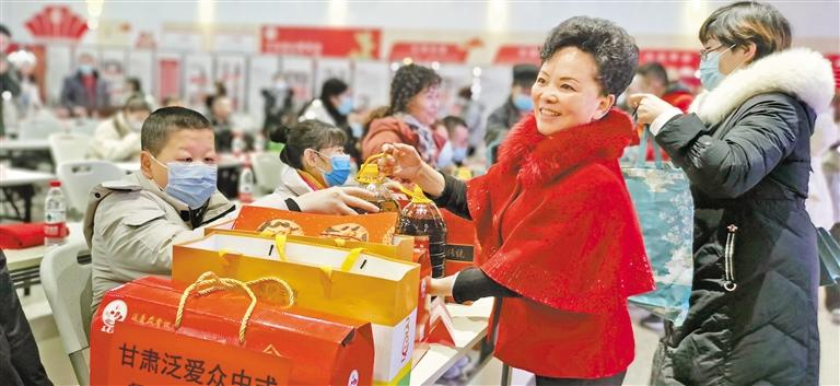 身殘志堅的郭淑芳與愛同行37年 點一盞燈，照亮別人也照亮自己