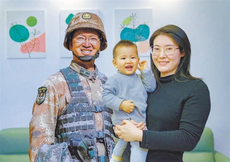 蘭州市退役軍人事務(wù)局舉行清明代祭掃儀式 陳紅軍烈士父親給兒子寫來寄語 “你是祖國的好兒女，也是我們的驕傲”