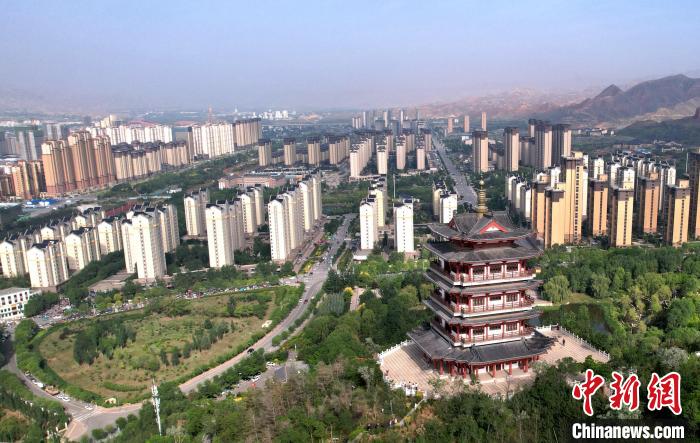 圖為“南涼古都”樂(lè)都朝陽(yáng)山片區(qū)的今朝。　薛蒂 攝