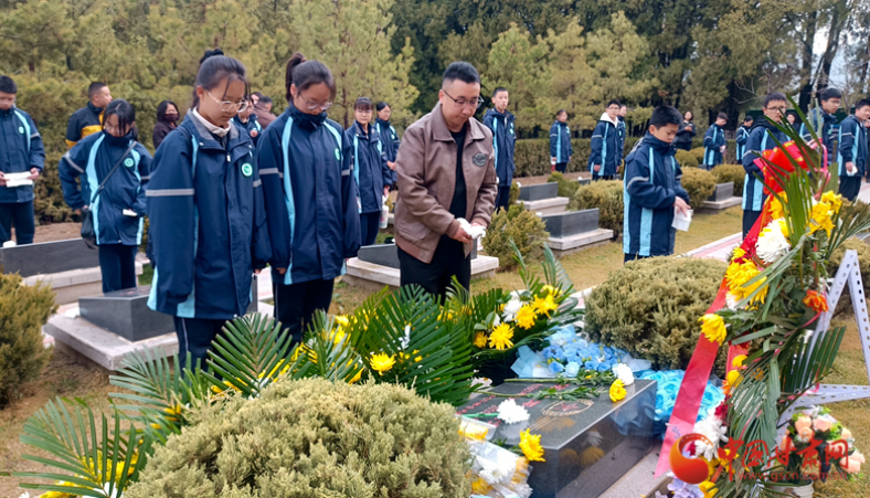 網(wǎng)絡(luò)中國節(jié)·清明|英魂永駐金城 清明緬懷陳紅軍烈士